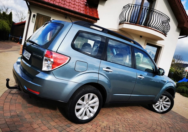 Subaru Forester cena 35900 przebieg: 194000, rok produkcji 2012 z Rajgród małe 352